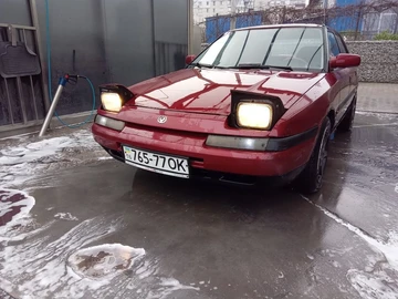 Авто Mazda 323 1992 № 8357427