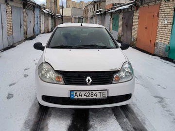 Авто Renault Clio Symbol 2011 № 8357929