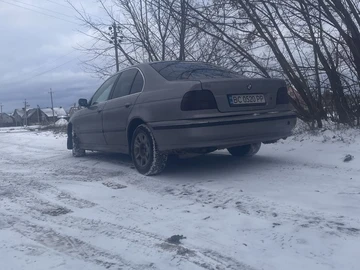 Авто BMW 5 Серия 2000 № 8358050