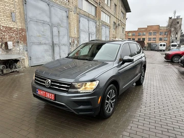 Авто Volkswagen Tiguan 2020 № 8358264