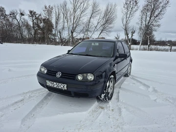 Авто Volkswagen Golf 2001 № 8358278