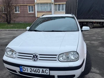 Авто Volkswagen Golf 2000 № 8358289