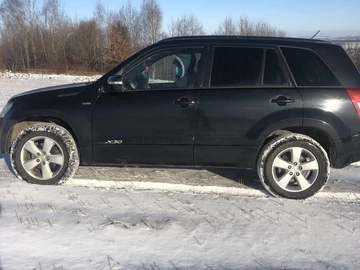 Авто Suzuki Grand Vitara 2010 № 8358294