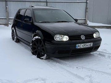 Авто Volkswagen Golf 1999 № 8358362