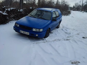 Авто Volkswagen Passat Sedan 1996 № 8358442