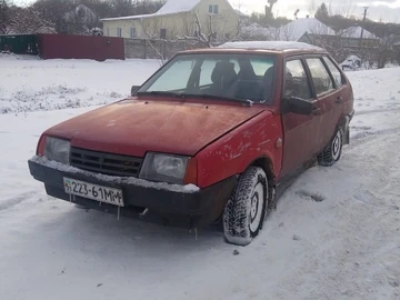 Авто ВАЗ 2109 1996 № 8358591