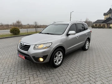 Авто Hyundai Santa Fe 2011 № 8358603