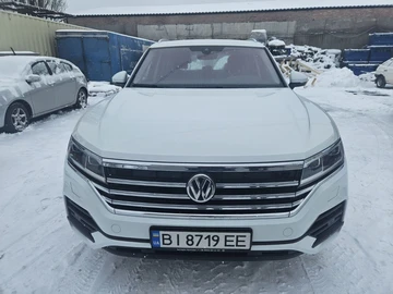 Авто Volkswagen Touareg 2019 № 8358651