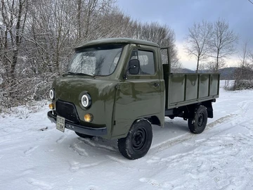 Авто УАЗ 3303 1984 № 8358834