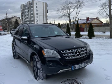 Авто Mercedes Ml Серия 2009 № 8359047