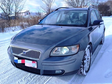 Авто Volvo V50 2006 № 8359415