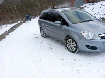 Авто Opel Zafira 2009 № 8359540