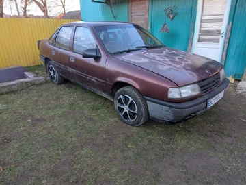 Авто Opel Vectra 1990 № 8359560