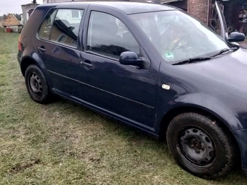 Авто Volkswagen Golf 1999 № 8359799