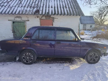 Авто ВАЗ 2105 1984 № 8359800