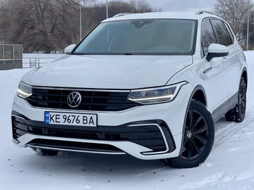 Авто Volkswagen Tiguan 2021 № 8359961