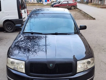 Авто Skoda Superb 2003 № 8360573