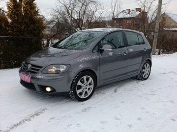 Авто Volkswagen Golf Plus 2006 № 8360713