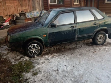 Авто ВАЗ 2109 2004 № 8360731