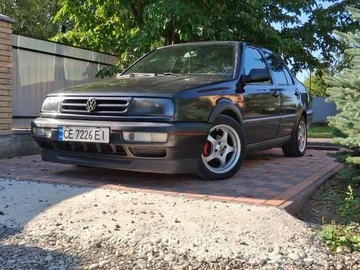 Авто Volkswagen Vento 1993 № 8360752