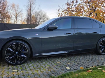 Авто BMW 7 Серия 2023 № 8361212