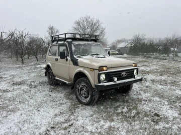 Авто ВАЗ 2121 1986 № 8361311