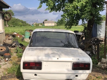 Авто ВАЗ 2107 1986 № 8361502