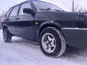 Авто ВАЗ 2109 1991 № 8361886