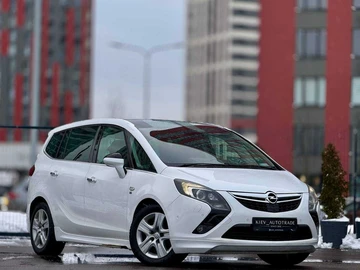 Авто Opel Zafira 2013 № 8362095