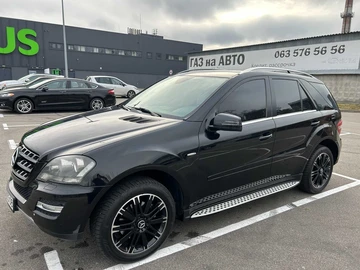Авто Mercedes Ml Серия 2011 № 8362112