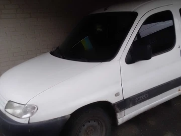 Авто Citroen Berlingo 2000 № 8362145