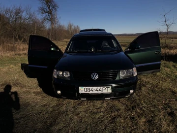 Авто Volkswagen Passat Sedan 1998 № 8362449