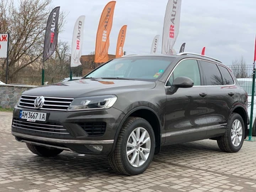 Авто Volkswagen Touareg 2014 № 8362469