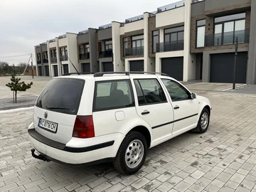 Авто Volkswagen Golf 1999 № 8362506