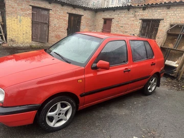 Авто Volkswagen Golf 1992 № 8362925