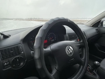 Авто Volkswagen Golf 2002 № 8363067