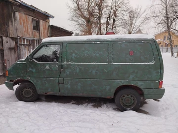 Авто Volkswagen Transporter 1995 № 8363146