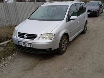 Авто Volkswagen Touran 2004 № 8363236