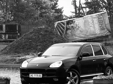 Авто Porsche Cayenne 2006 № 8363263
