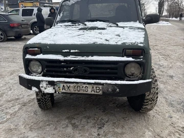 Авто ВАЗ 2121 1999 № 8363282