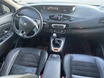 Авто Renault Scenic 2013 № 8363570