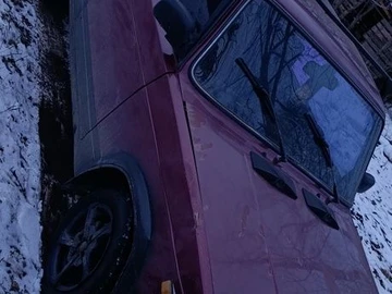 Авто ВАЗ 2107 1996 № 8363612