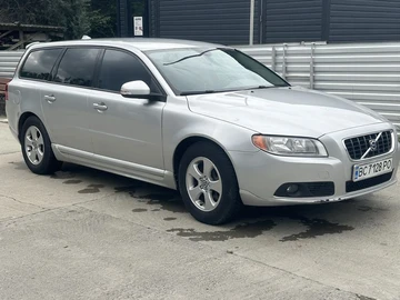 Авто Volvo V70 2008 № 8363632