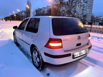 Авто Volkswagen Golf 1998 № 8363638