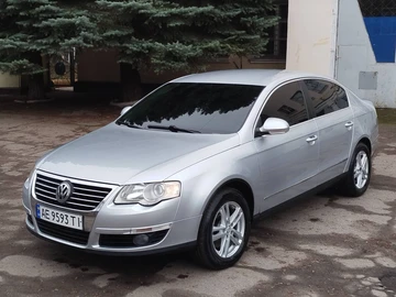 Авто Volkswagen Passat Sedan 2005 № 8363668