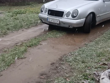 Авто Mercedes 220 1999 № 8364215