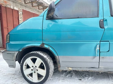 Авто Volkswagen Transporter 1993 № 8364383
