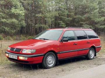 Авто Volkswagen Passat Variant 1995 № 8364404
