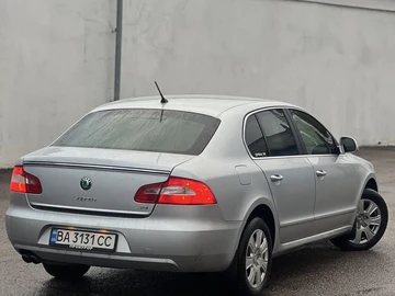 Авто Skoda Superb 2011 № 8364405