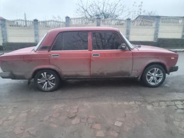 Авто ВАЗ 2107 1998 № 8364476